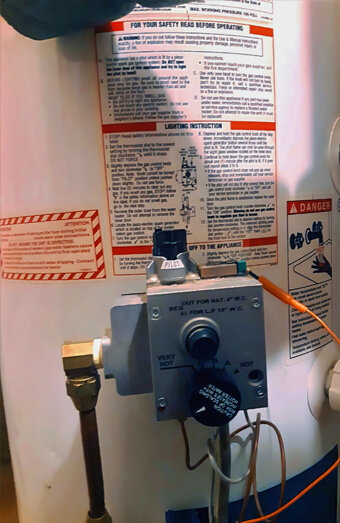 https://fremantlehotwater.com.au/uploads/2025/06/gas-hot-water-system-13759.jpg
