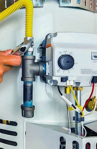 https://fremantlehotwater.com.au/uploads/2025/06/hot-water-installs-36607.jpg