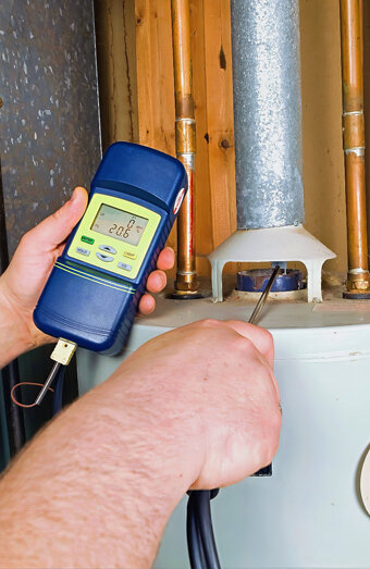 https://fremantlehotwater.com.au/uploads/2025/06/hot-water-installs-80830.jpg