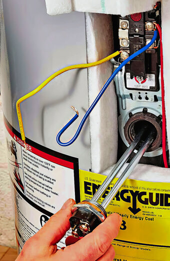 https://fremantlehotwater.com.au/uploads/2025/06/hot-water-servicing-11836.jpg